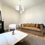 Nuit D'or - Vintage 97 - Sejour & Pro Apartment *